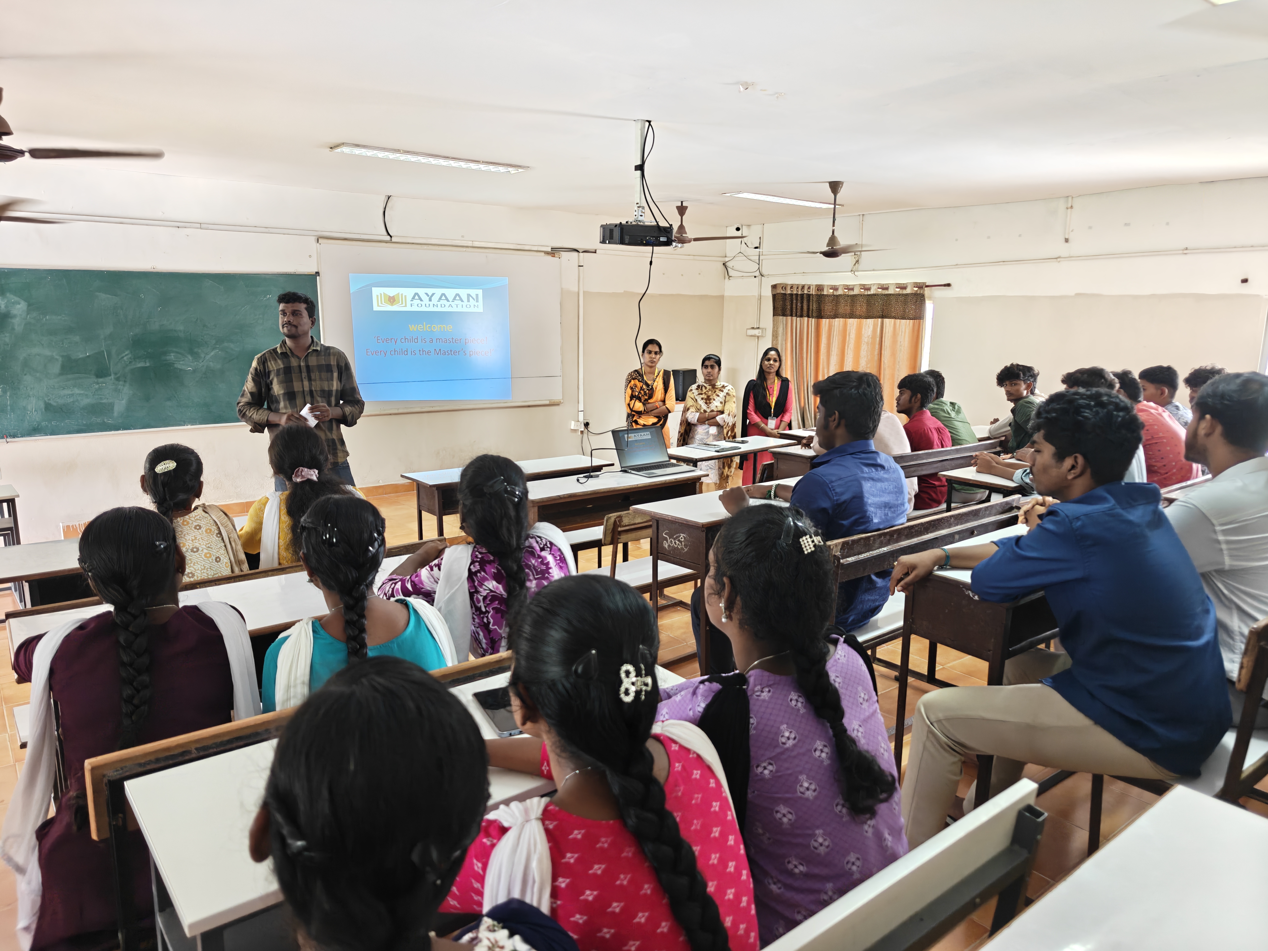 VOLUNTEERS_TRAINING
